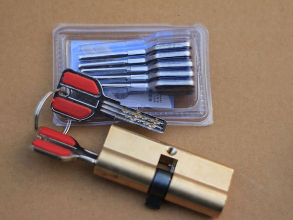 丁青24小时上门开锁公司